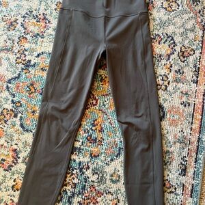 Women’s Vuori Studio Pocket Leggings Size S Color-Olive Green
